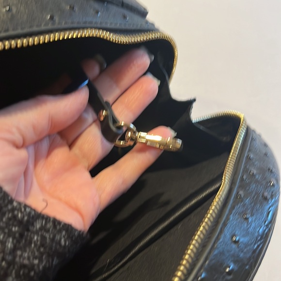 Round Vegan Leather Ostrich Print Bag With Big Rhinestone Butterfly - Picture 13 of 15